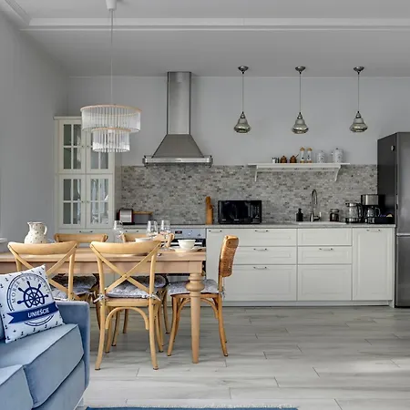 Apartment Lion - Toskania Family House With Parking Sopot