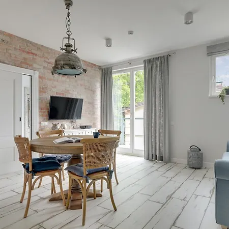 Toskania Light & Spacious Family With Parking By Lion Сопот