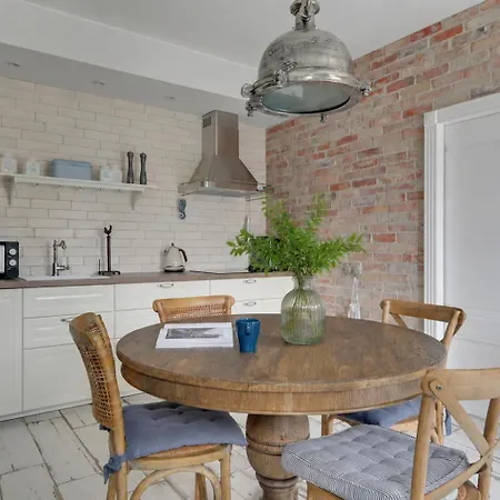 Апартаменты Toskania Light & Spacious Family With Parking By Lion Сопот