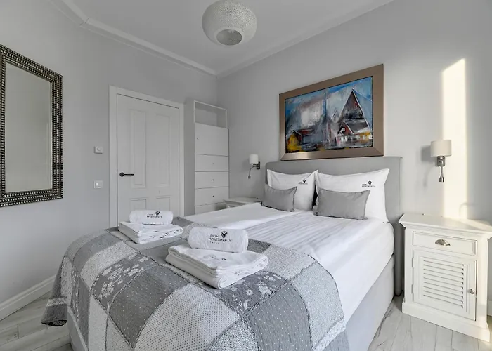 Toskania Light & Spacious Family With Parking By Lion Apartament *